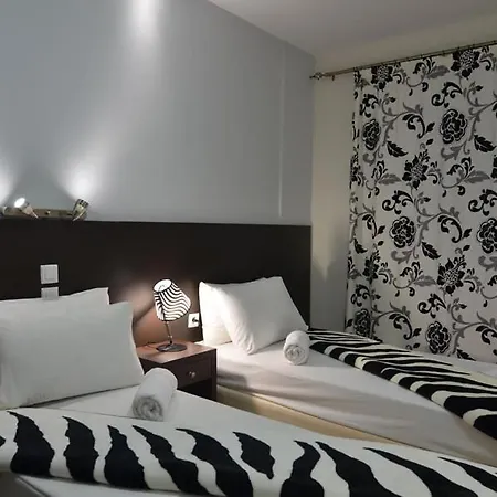 Anesis Hotel *